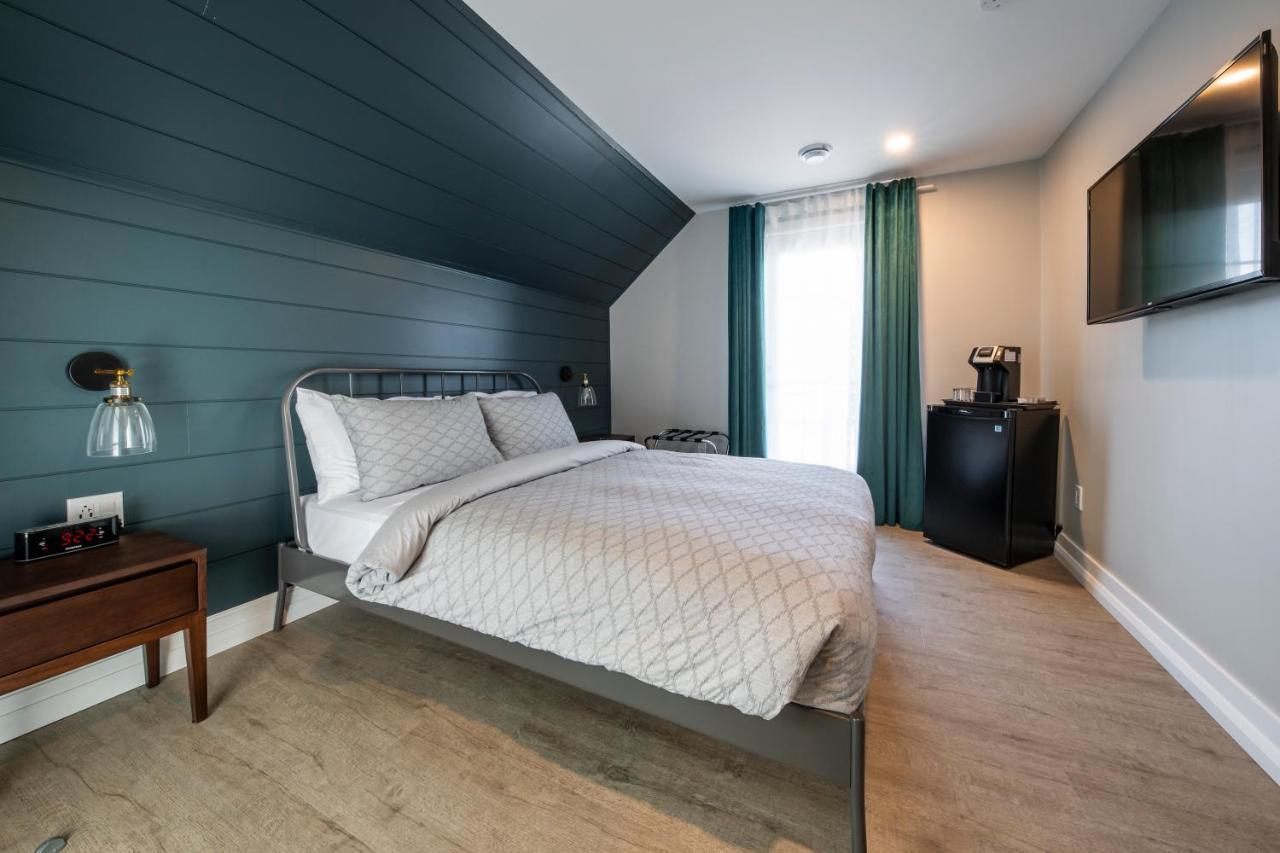 Square Victoria Maison Hoteliere East Angus Екстериор снимка