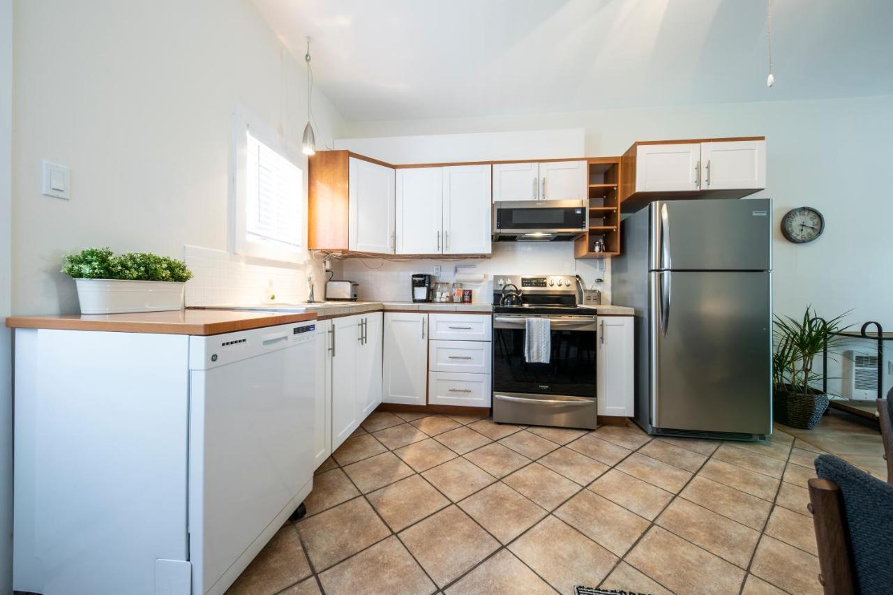 Square Victoria Maison Hoteliere East Angus Екстериор снимка